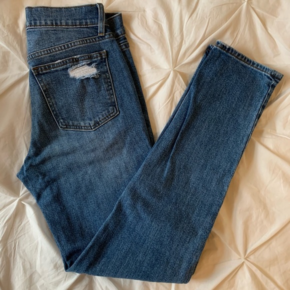 Nwot girlfriend jeans - Picture 2 of 4
